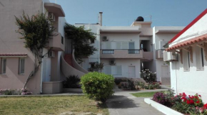 Гостиница Yannis Apartments  Гази